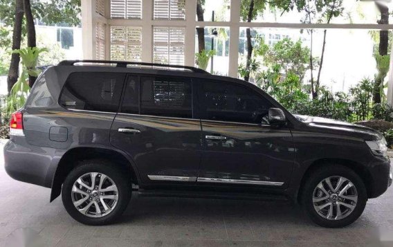 2019 Toyota Land Cruiser 200 VX Premium Diesel-6