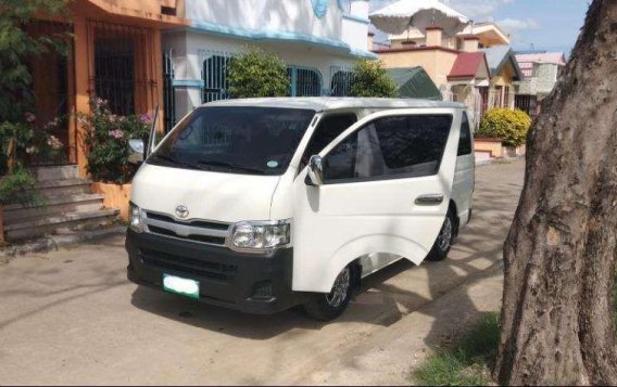 Toyota Hiace Commuter 2.5 diesel 2014 Casa Maintained-8