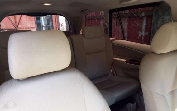 Selling Toyota Innova G 2006 AT 388000.00-4