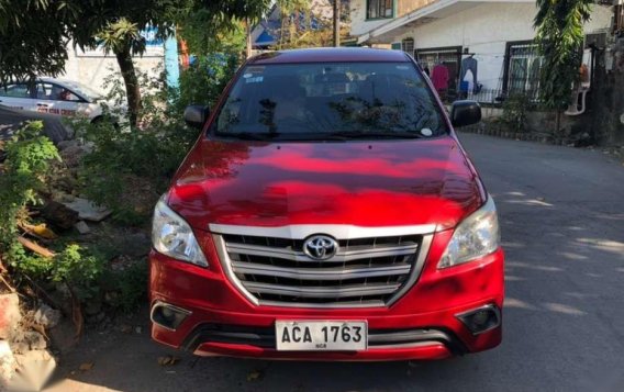 2014 Model Toyota Innova E Automatic transmission