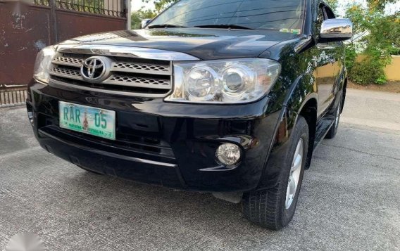 2010 Toyota Fortuner G for sale-1