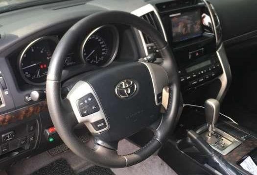 2013 Toyota Land Cruiser VX for sale-9