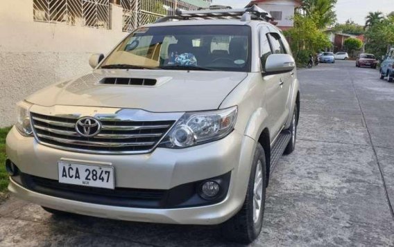 Toyota Fortuner g diesel AT.2014 FOR SALE