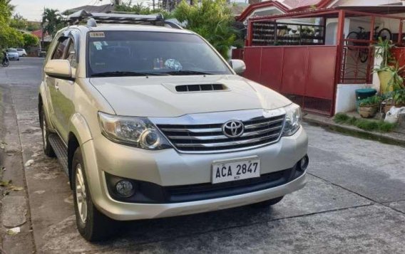 Toyota Fortuner g diesel AT.2014 FOR SALE-2