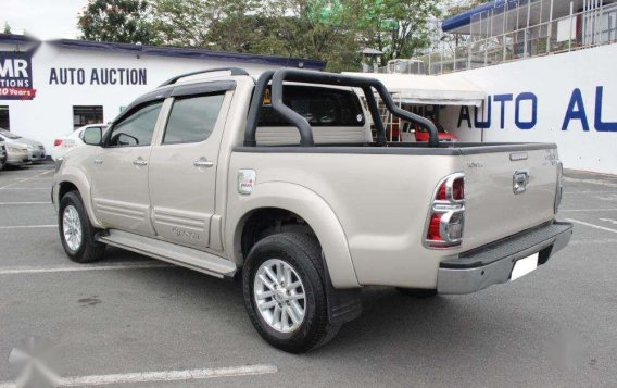 2015 Toyota Hilux G for sale-4
