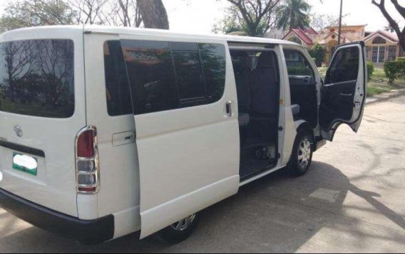 Toyota Hiace Commuter 2.5 diesel 2014 Casa Maintained-3