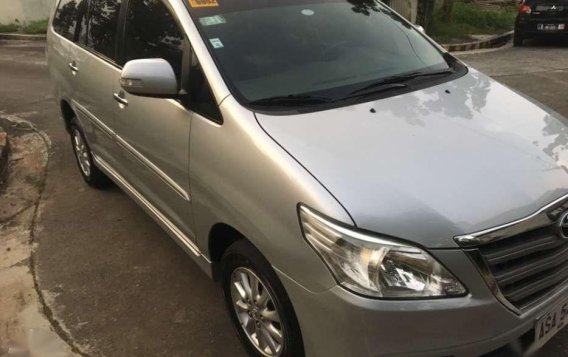 Toyota Innova G variant Manual transmission Diesel 2015 model-4