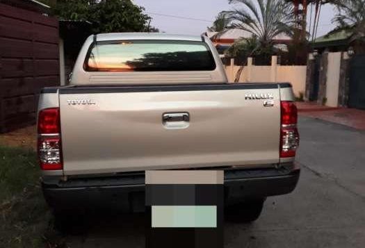 2012 E 4X2 Toyota Hilux for sale -2