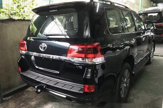 Toyota Land Cruiser 2018-3