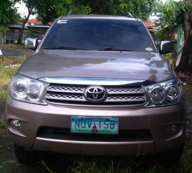 Toyota Fortuner diesel 2010 FOR SALE