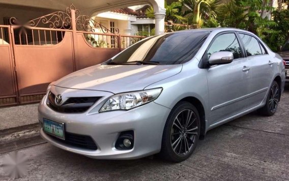 Selling 2013 Toyota Altis 1.6G