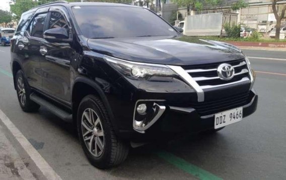 2016 Toyota Fortuner V 4x2 Matic Diesel -1