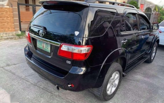 Toyota Fortuner 2010 for sale-3