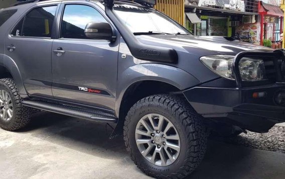 Toyota Fortuner 2010 for sale-1