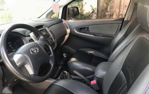 2013 Toyota Innova E for sale-3