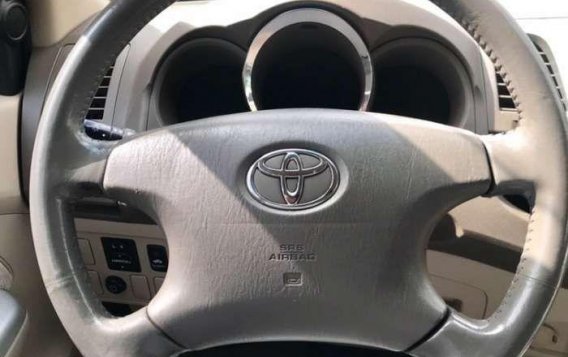 Toyota Fortuner 4x2 (2006) for sale-6