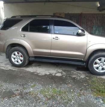 Toyota Fortuner diesel 2010 FOR SALE-3