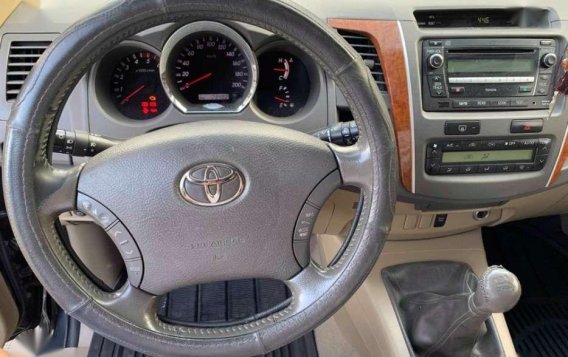 Toyota Fortuner 2010 for sale-2