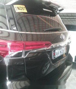 Toyota Fortuner V 2017 for sale-1