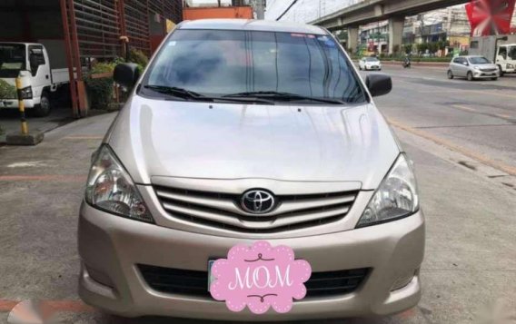 2011 Toyota Innova E 2011 for sale