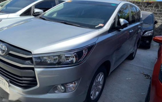 TOYOTA Innova 28 E 2018 Automatic Silver-1