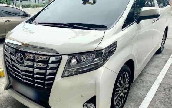 Toyota Alphard AT OLD LOOK 2018 LXV 
