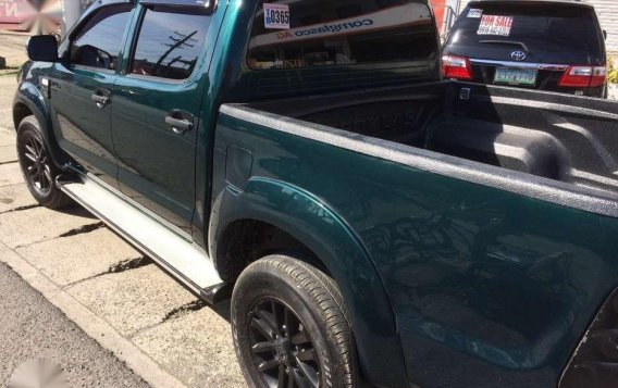 Toyota Hilux G diesel 4x2 manual 2010 for sale-2