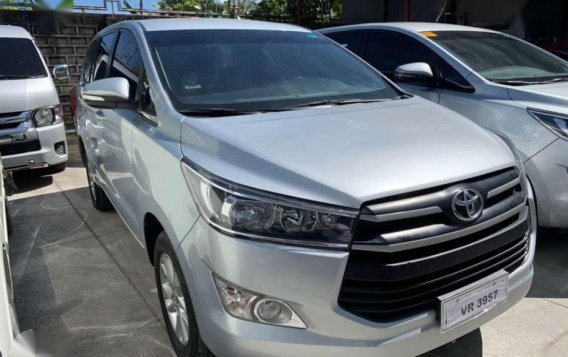 TOYOTA Innova 28 E 2017 Automatic Silver