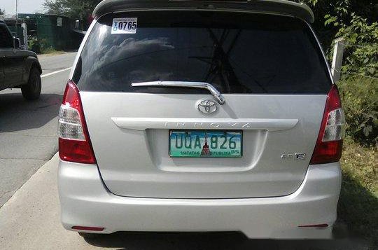 Toyota Innova 2012 for sale-4