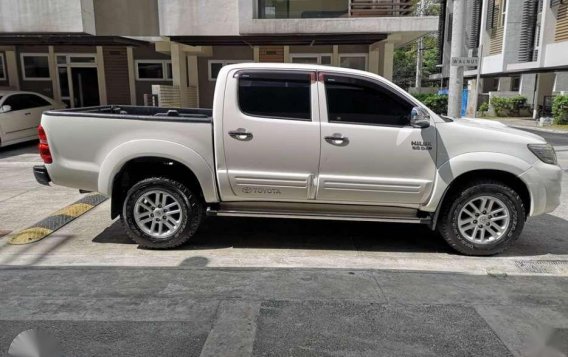 Toyota Hilux G Champ 2012 4x4 FOR SALE-1