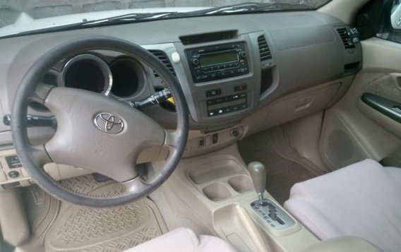 TOYOTA Fortuner G matic gas 2006model FOR SALE-10