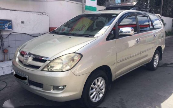 Toyota Innova G 2.5 Turbo Diesel Engine Automatic 2008 Model