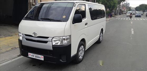 Toyota Hiace 2017 MT for sale-2