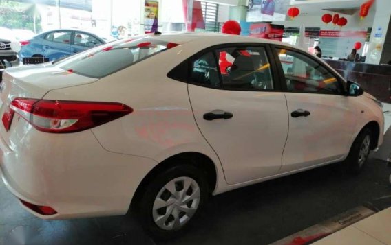 Toyota Vios XE AT 2019 FOR SALE-4