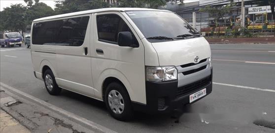 Toyota Hiace 2017 MT for sale-4