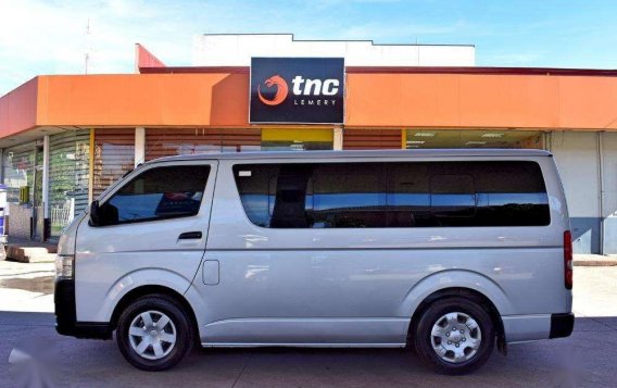 2015 Toyota Hiace Commuter for sale-6