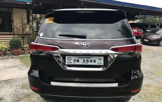Toyota Fortuner V all new automatic turbo diesel 2016 model-2