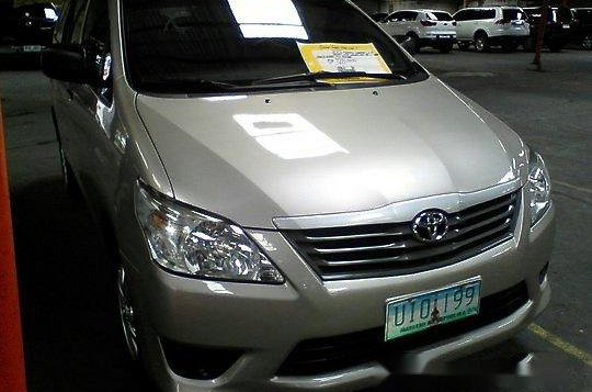 Toyota Innova 2012 for sale-2