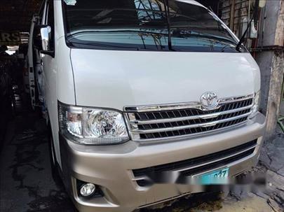 Toyota Hiace 2013 SUPER GRANDIA AT for sale-3