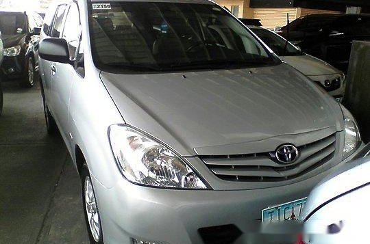 Toyota Innova 2013 for sale-1