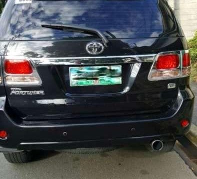 Toyota Fortuner V 2007 for sale-2