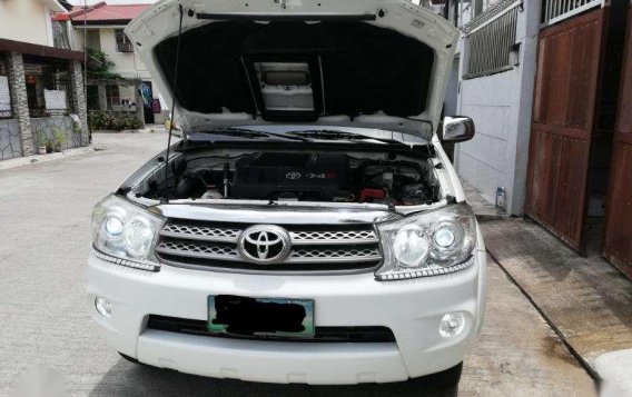 Toyota Fortuner 2011 AT Diesel 4x4 for sale-2