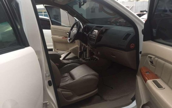 2011 Toyota Fortuner AT for sale -1