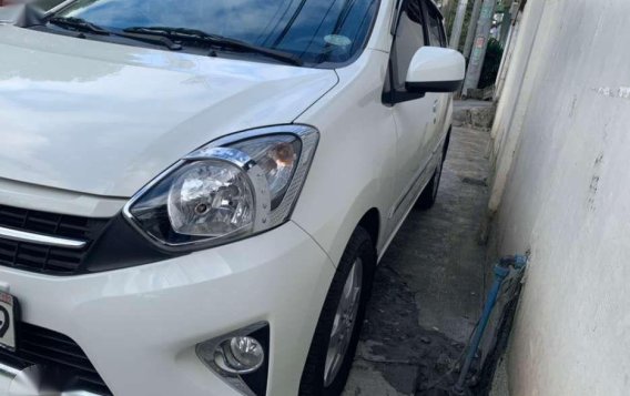 TOYOTA Wigo 10 G 2016 TRD Automatic White