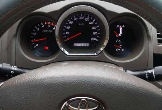 TOYOTA Fortuner 2010 FOR SALE-8