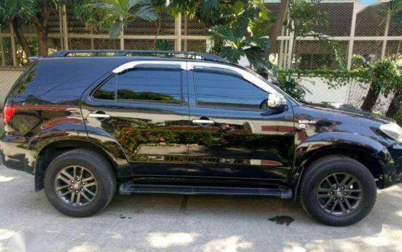 Toyota Fortuner AT 4x4 diesel 2006 FOR SALE-2
