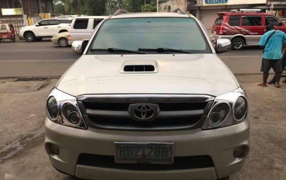 Toyota Fortuner Automatic Diesel 3.0V 4X4 2008-9