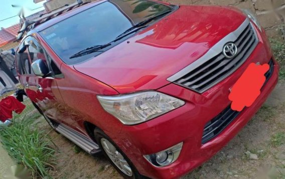 2013: Toyota Innova E 2013 for sale