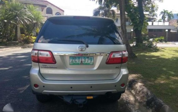 Rush Rush for Sale!!!! Toyota Fortuner 4x4 V AT 2006-2
