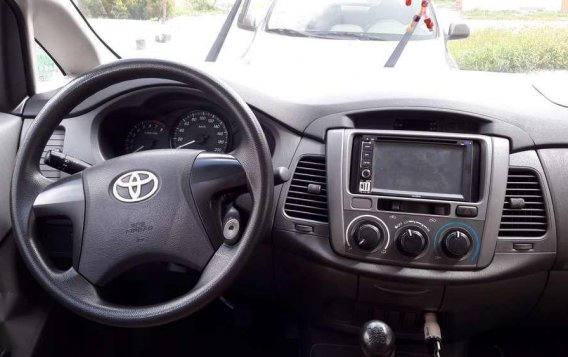 Toyota Innova J 2014 for sale-5